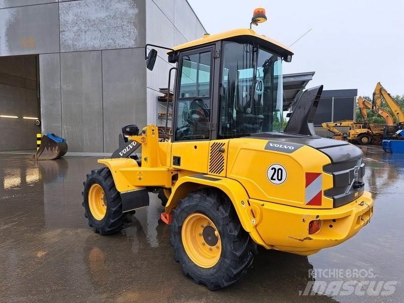 Volvo L 35 G Rataslaadurid
