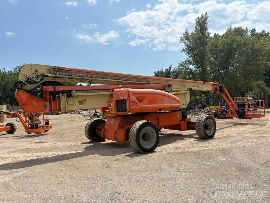 JLG 1250 AJP Iseliikuvad poomtõstukid