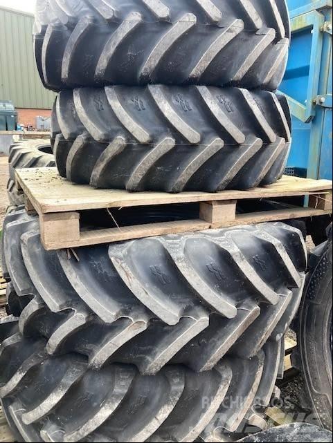 Mitas SET OF TYRES Rehvid, rattad ja veljed