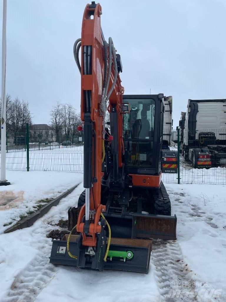 Hitachi ZX 38 U-6 Miniekskavaatorid < 7 t