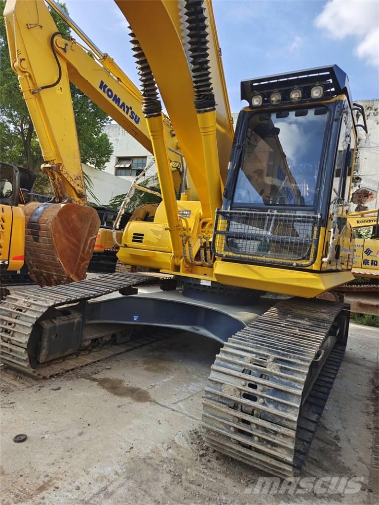 Komatsu PC 200 Roomikekskavaatorid