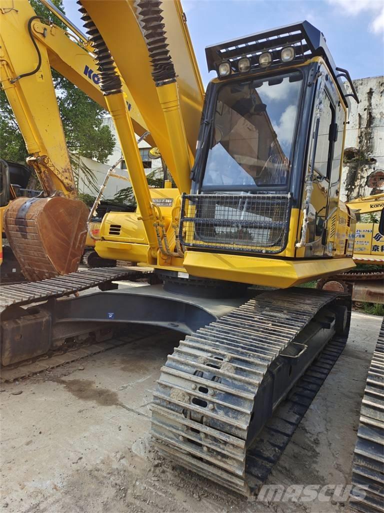 Komatsu PC 200 Roomikekskavaatorid