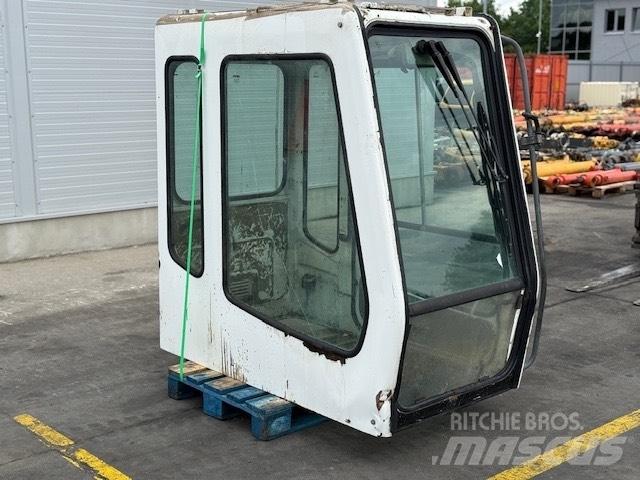 Liebherr CAB SERIE B Kabiinid