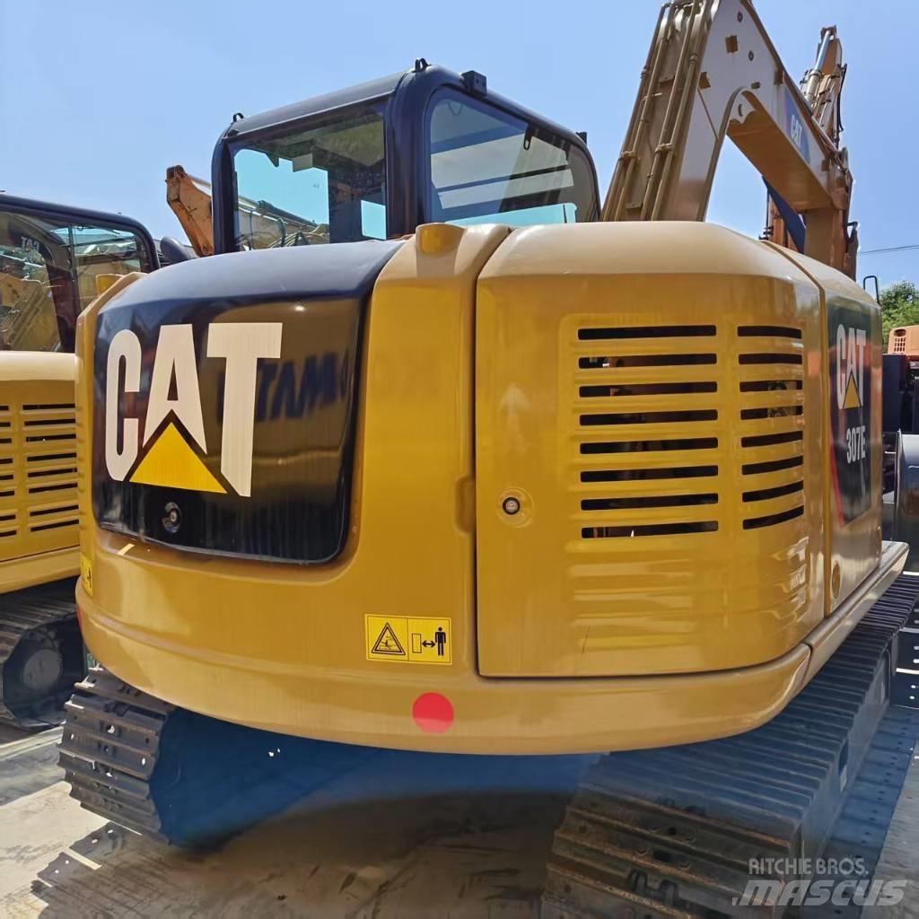 CAT 307E Roomikekskavaatorid