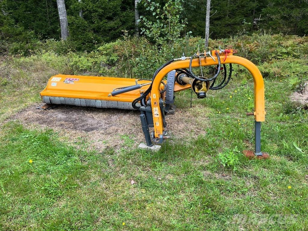 Ferri ZTE2300 Karjamaade niidukid / pealselõikurid