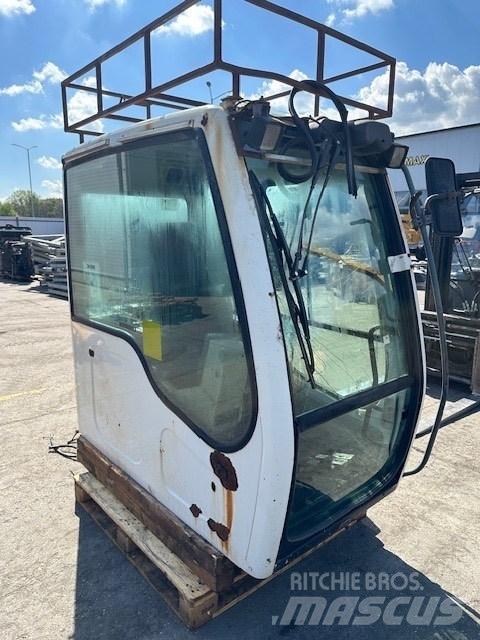 Liebherr R 914 C CAB Kabiinid