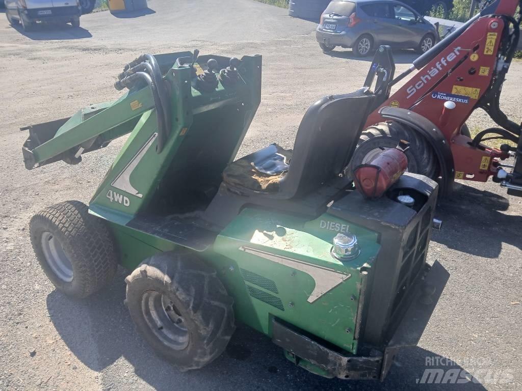 Avant 320 Mitmeotstarbelised laadurid
