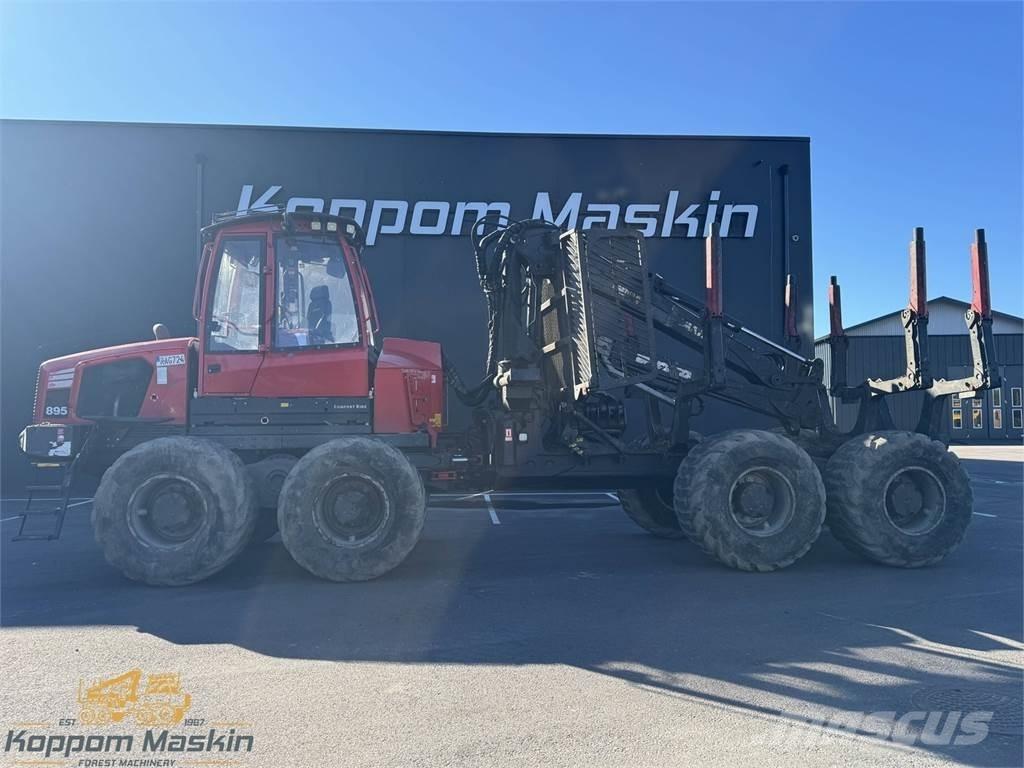 Komatsu 895 Forwarderid