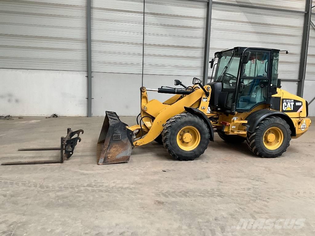 CAT 908 H Rataslaadurid