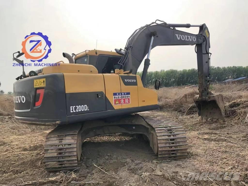 Volvo EC 200 D Roomikekskavaatorid