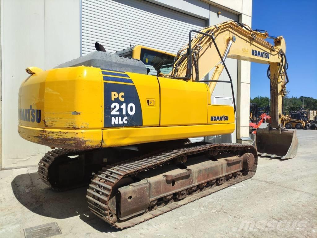 Komatsu PC 210 NLC-8 Roomikekskavaatorid