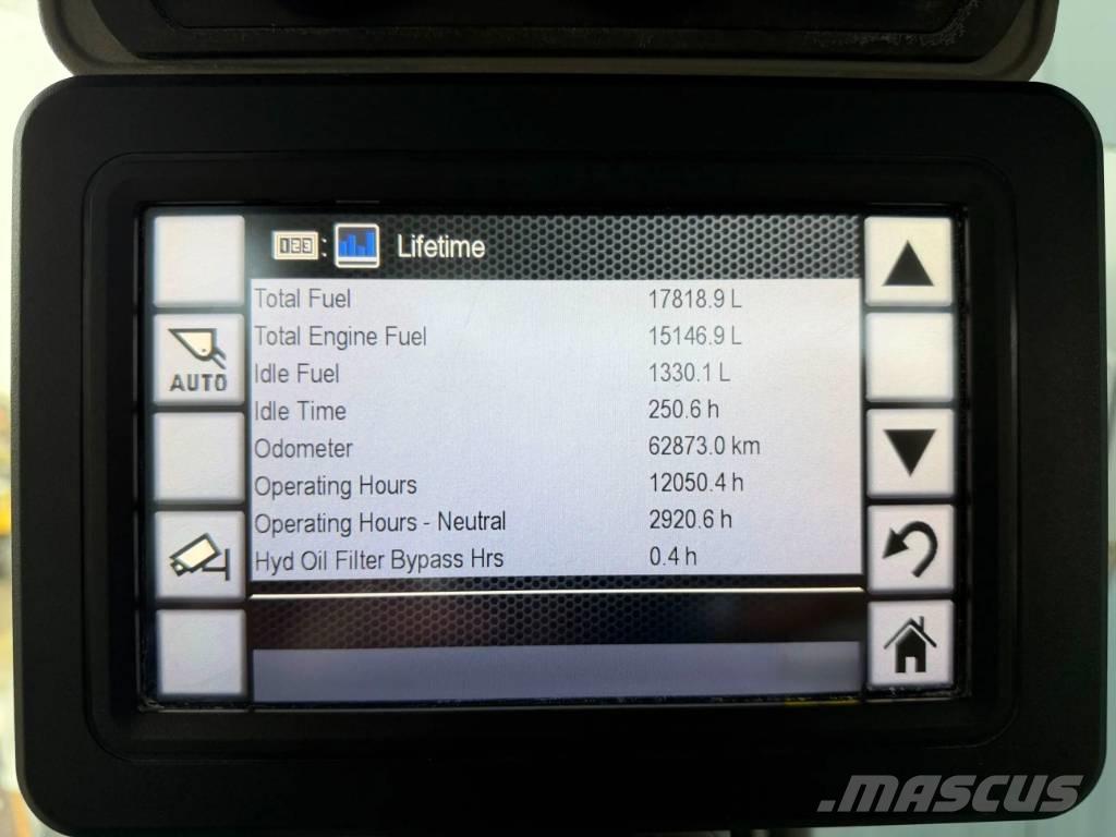 CAT 966M XE Rataslaadurid