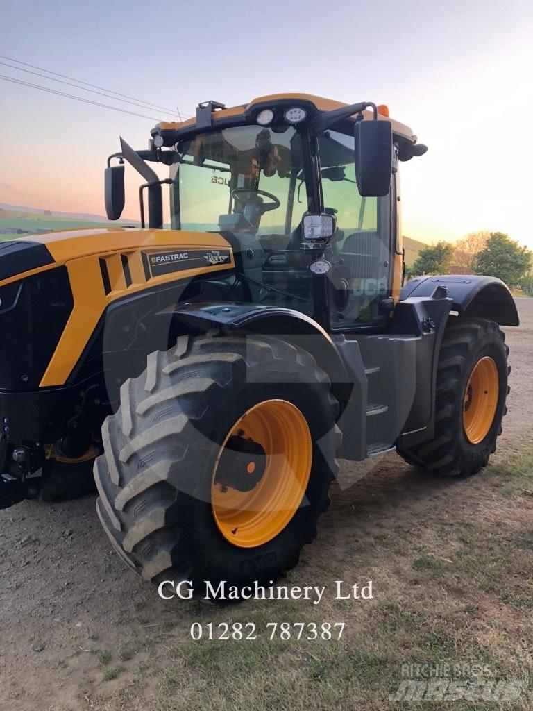 JCB Fastrac 4220 Traktorid