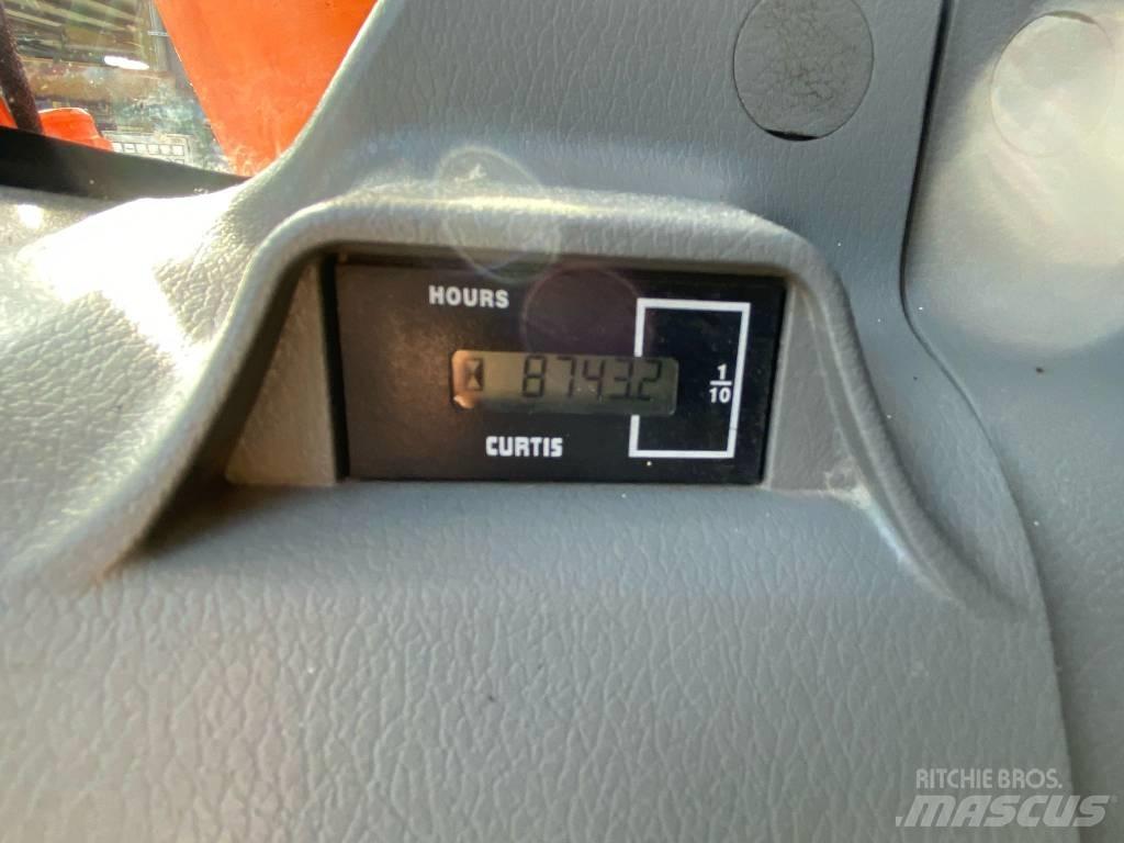 Doosan DX 180 LC-3 Roomikekskavaatorid