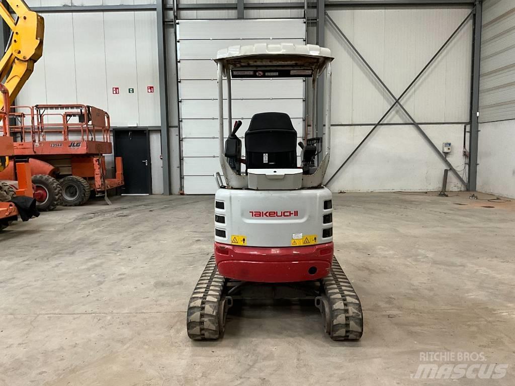 Takeuchi TB 215 R Miniekskavaatorid < 7 t