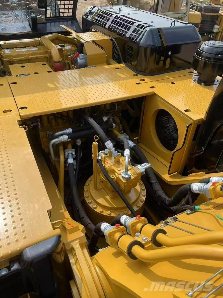 CAT 336D2 Roomikekskavaatorid