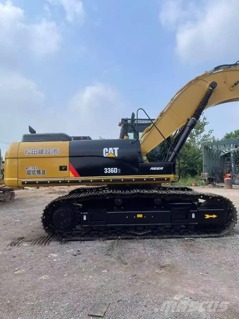 CAT 336D2 Roomikekskavaatorid