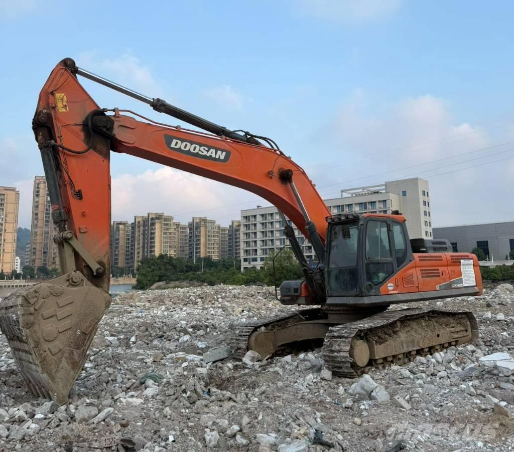 Doosan DX380LC-9C Roomikekskavaatorid