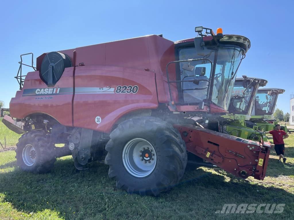 Case IH AF 8230 Teraviljakombainid
