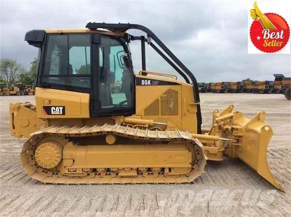 CAT D 5 K LGP Buldooserid
