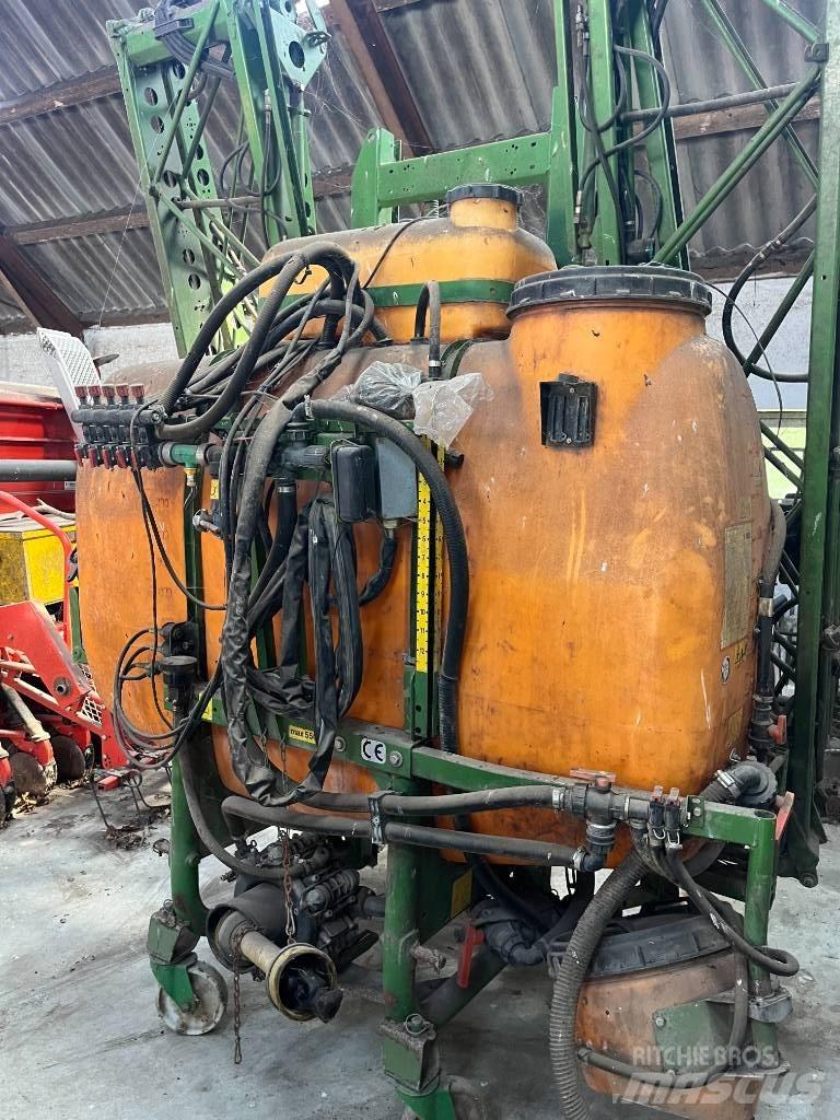 Amazone UF 1200 Ripp-pritsid