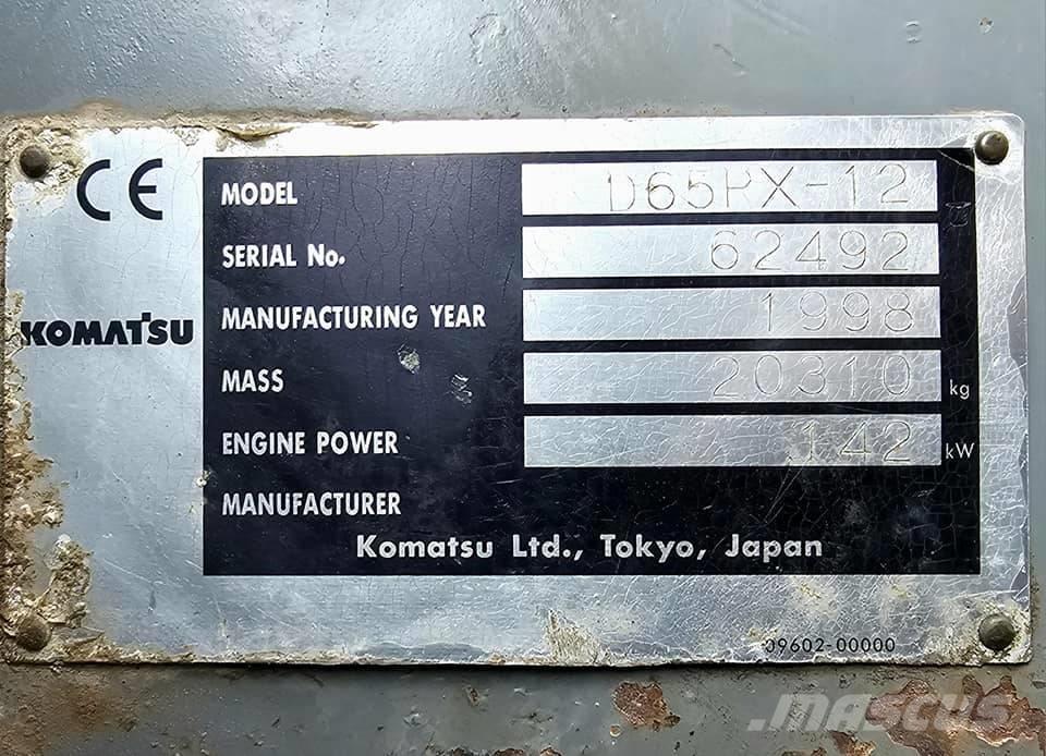 Komatsu D 65 PX-12 Buldooserid