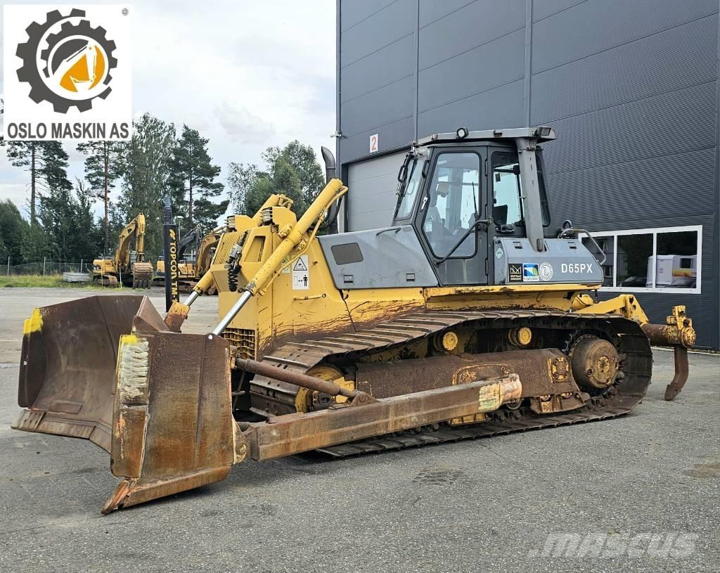 Komatsu D 65 PX-12 Buldooserid