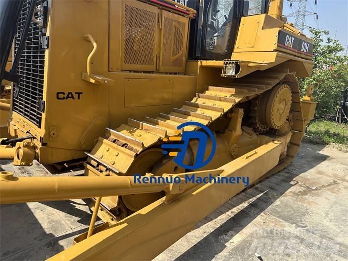 CAT D 7 R Buldooserid