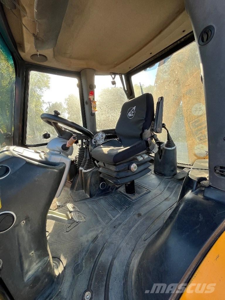 JCB 4 CX Ekskavaatorlaadurid