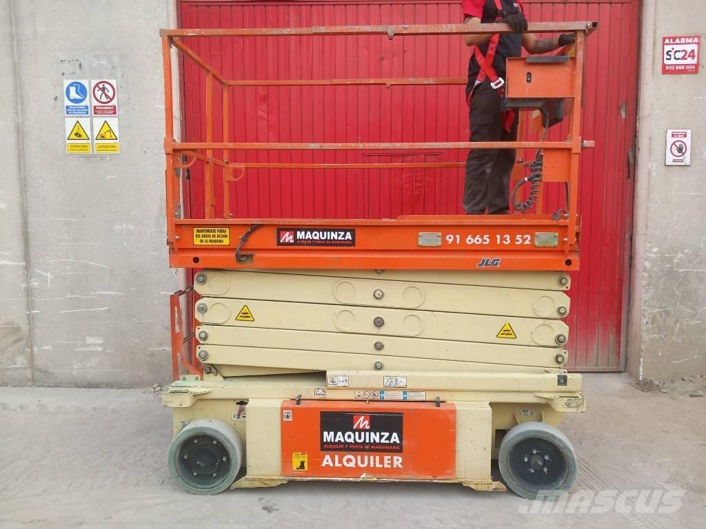 JLG 10 RS Käärtõstukid