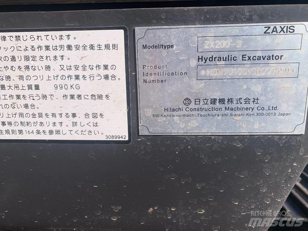 Hitachi Zaxis 200 LC Roomikekskavaatorid