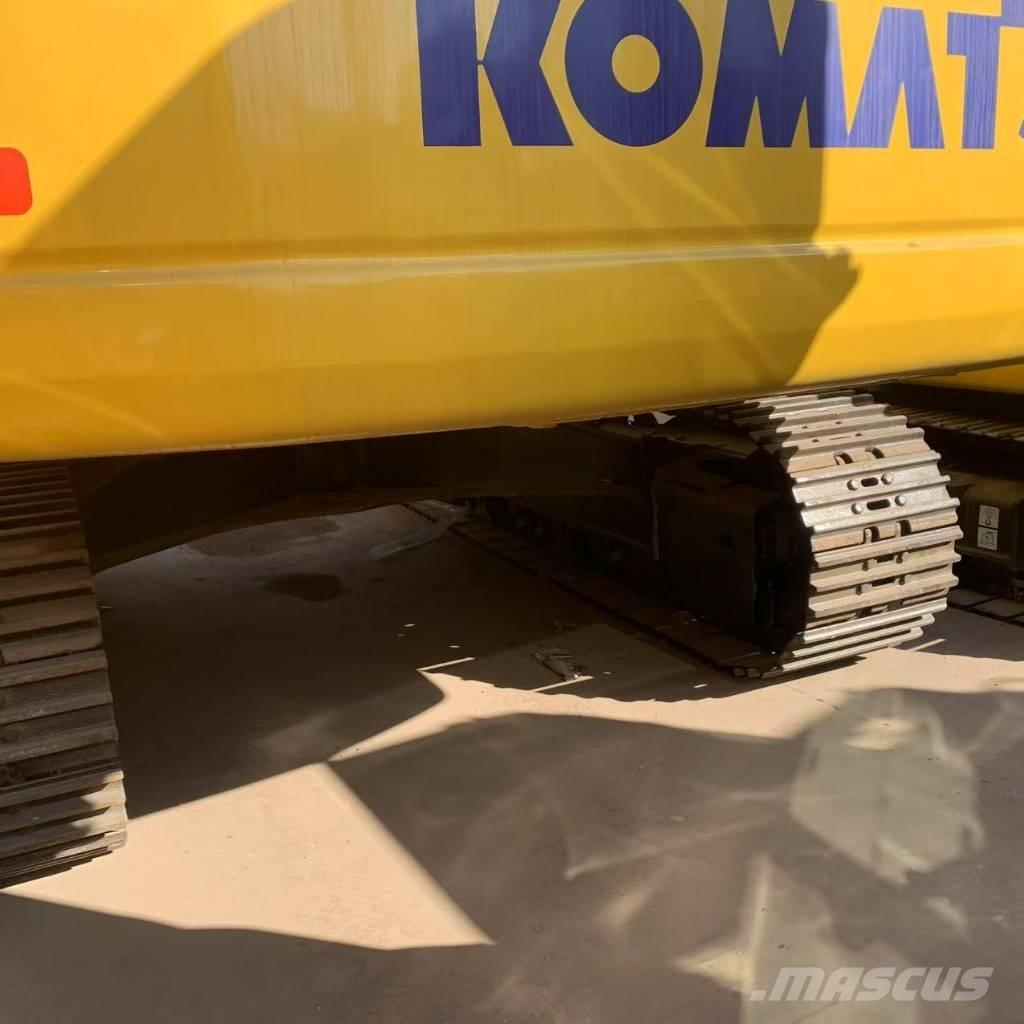 Komatsu PC 300-7 Roomikekskavaatorid