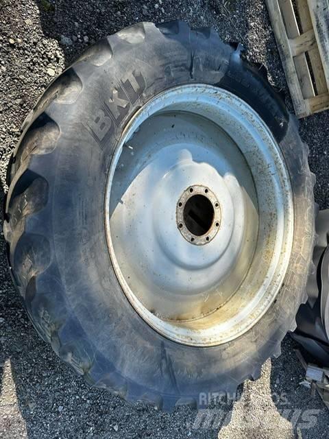 Mitas ROW CROPS Rehvid, rattad ja veljed