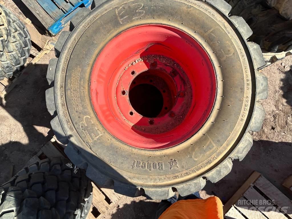 Bobcat 12x16.5 Tires Rehvid, rattad ja veljed