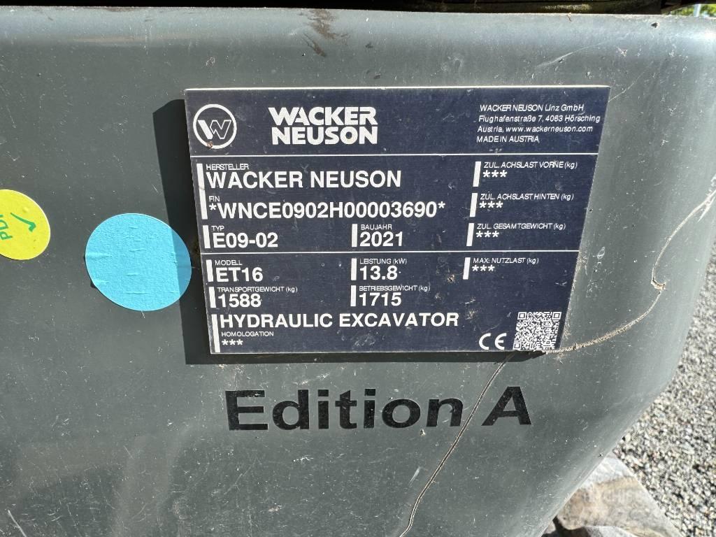 Wacker Neuson ET16 Roomikekskavaatorid