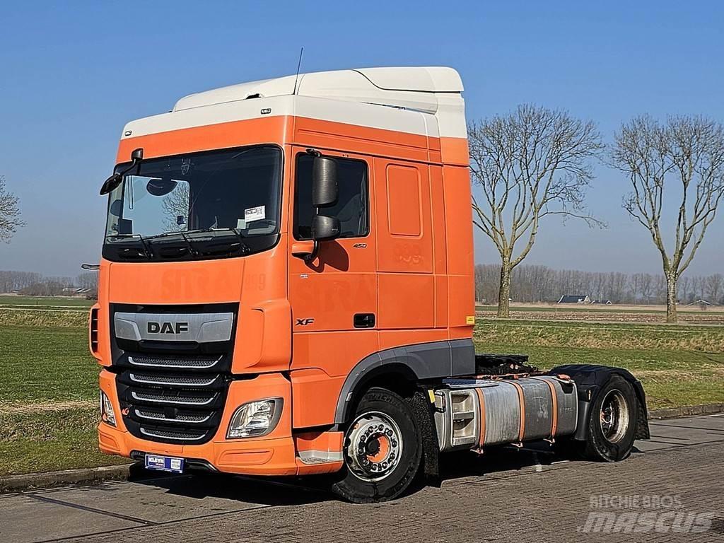 DAF XF 450 Sadulveokid