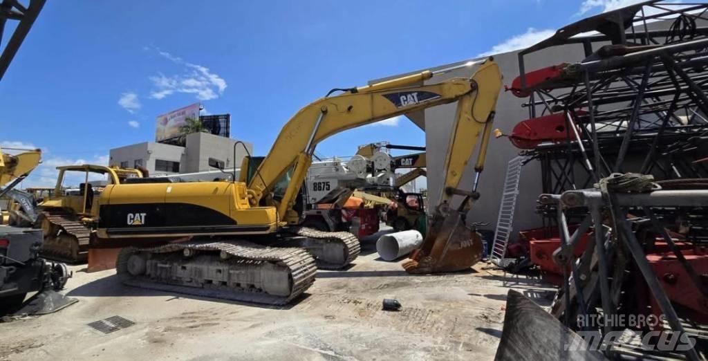 CAT 325 CL Roomikekskavaatorid