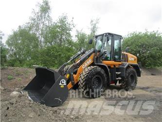 CASE 621 G XT Rataslaadurid