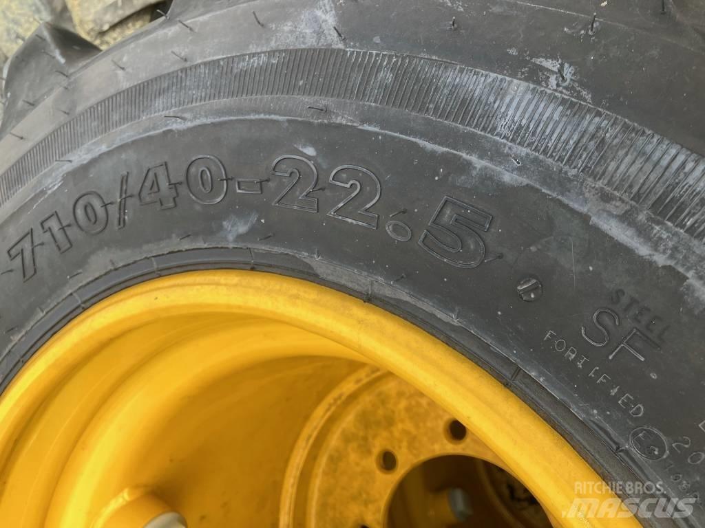 Nokian 710/40-22,5 Rehvid, rattad ja veljed