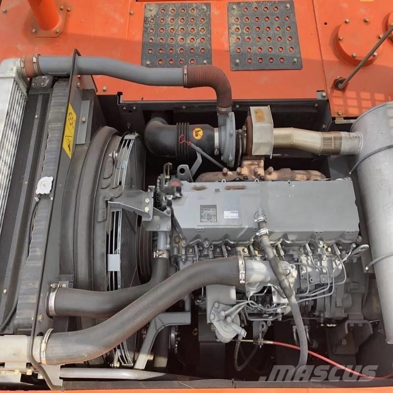 Hitachi ZX 350 Roomikekskavaatorid