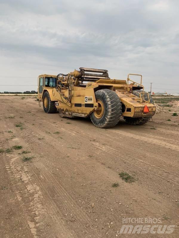 CAT 623E Kaabitsad