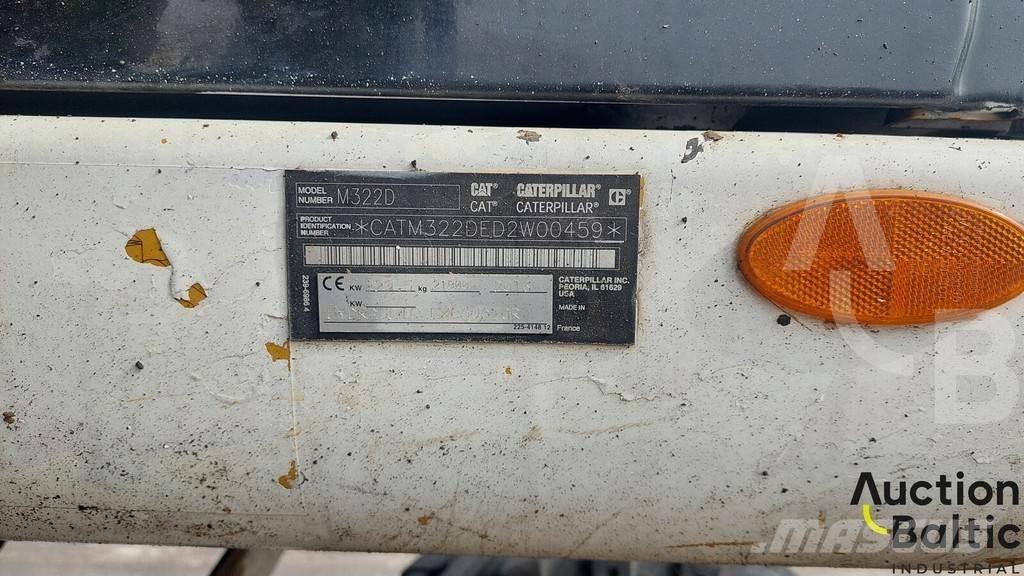 CAT M 322 D Ratasekskavaatorid