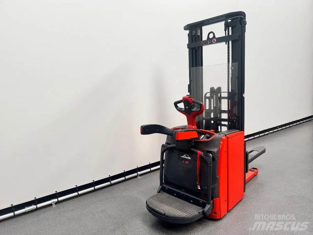 Linde L 16 AP Järelkäidavad virnastajad