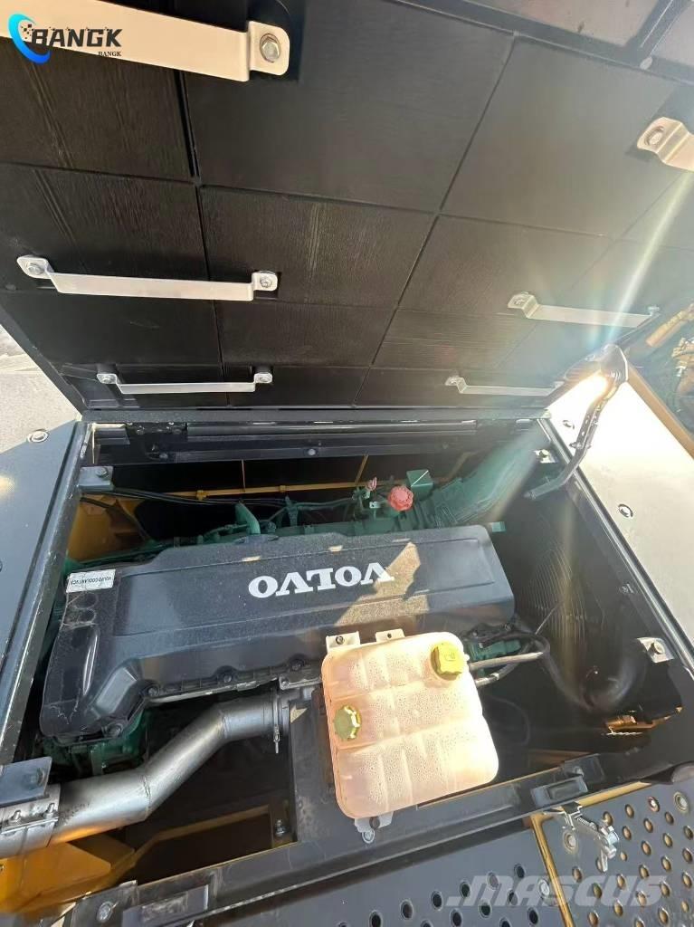 Volvo EC 480 Roomikekskavaatorid