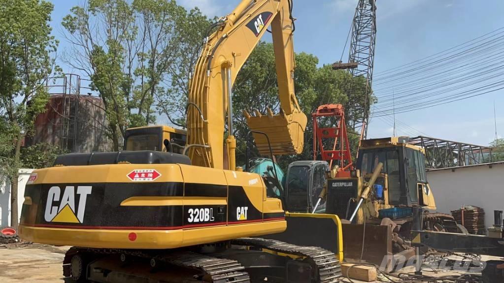CAT 320 B L Roomikekskavaatorid