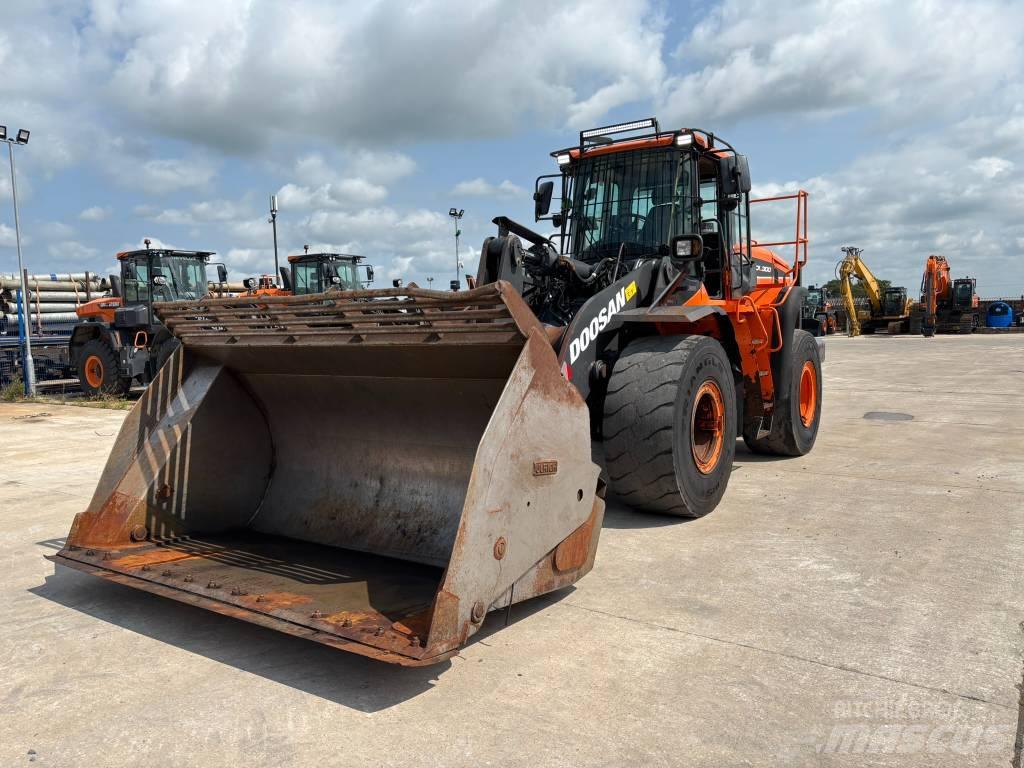 Doosan DL 300-5 Rataslaadurid