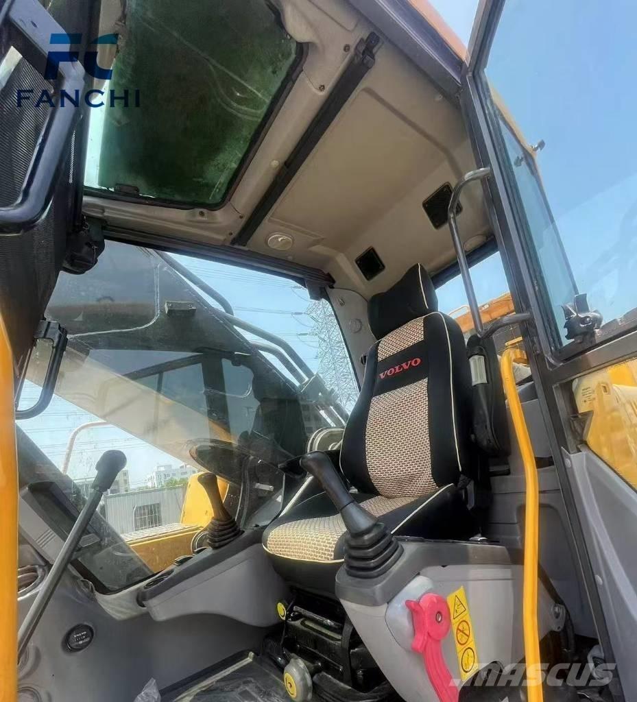 Volvo 480 Roomikekskavaatorid