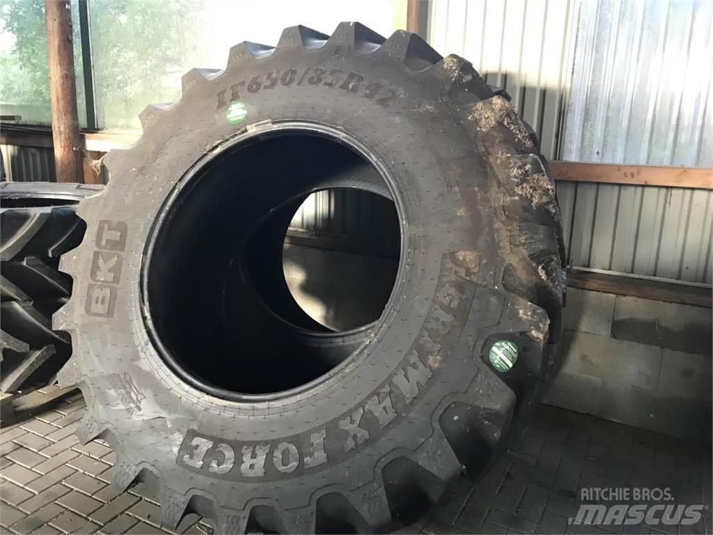 BKT 650/85R42 IF Rehvid, rattad ja veljed