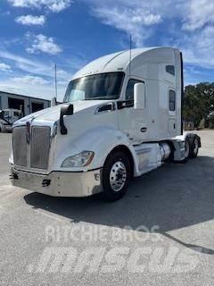 Kenworth T680 Sadulveokid