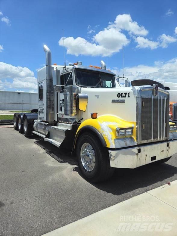 Kenworth W900 Sadulveokid